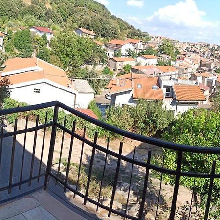Apartamento Casa Sias Santu Lussurgiu Exterior foto